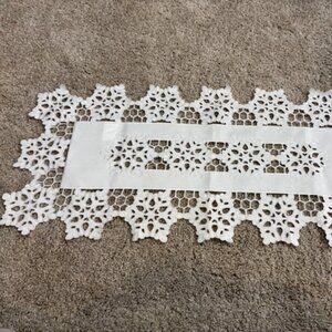 NEW White Lace Snowflake Runner 34x15" by Wimpole Street Creations, 1989